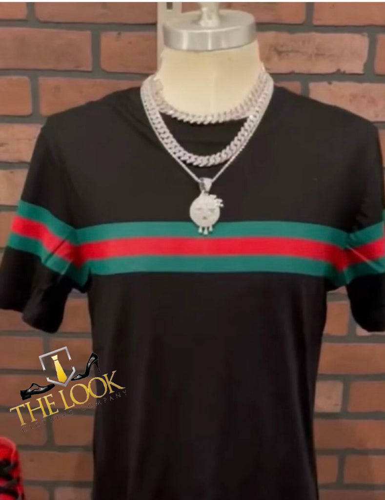 Gucci T-shirt in 2023  Gucci t shirt, Black and white tees, Shirts